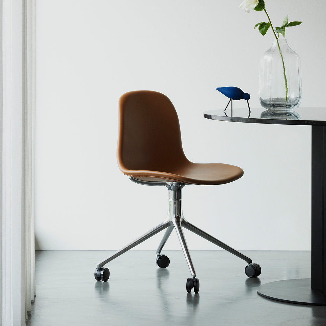 Form Chair - 4W Swivel Base - Upholstered