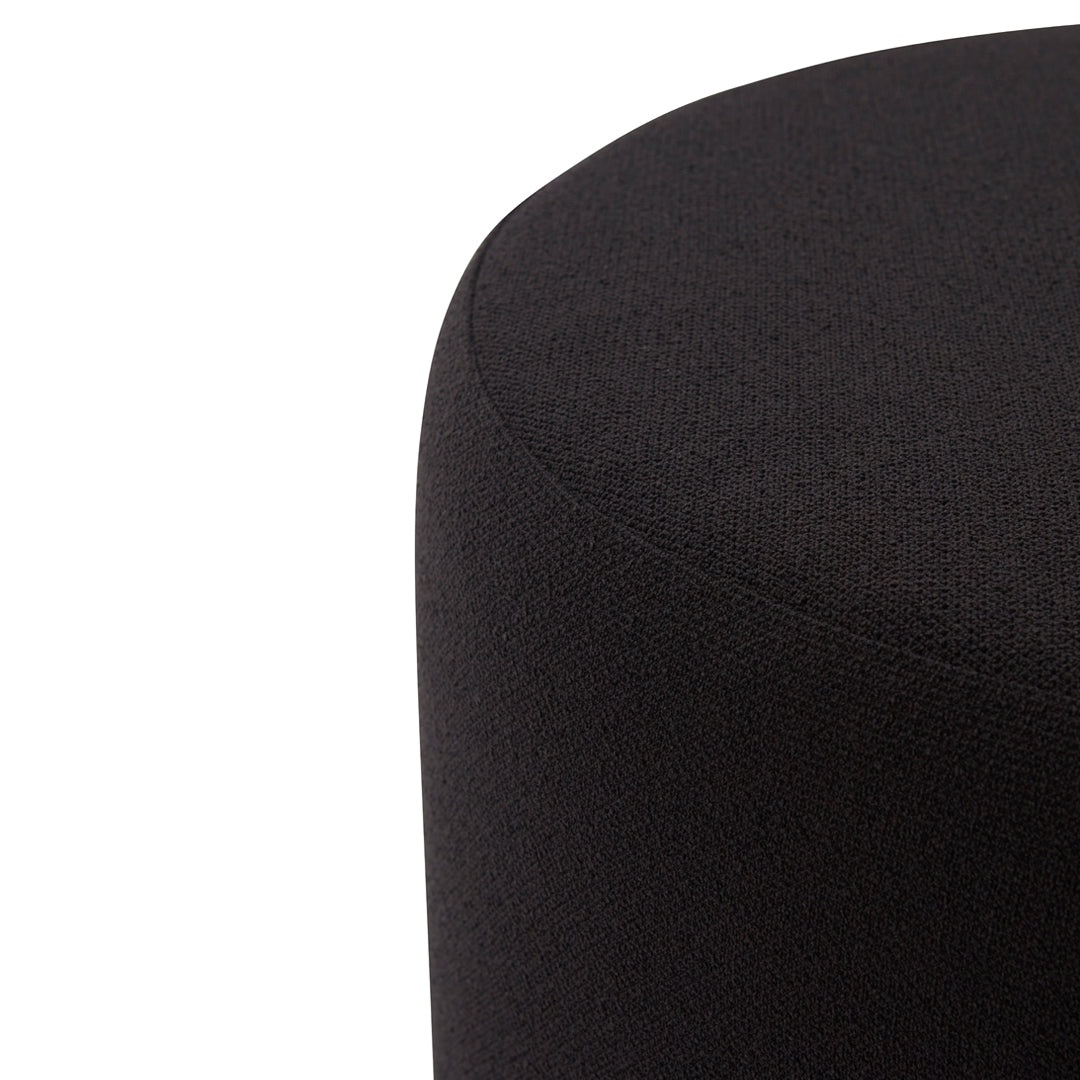 Stilla Pouf