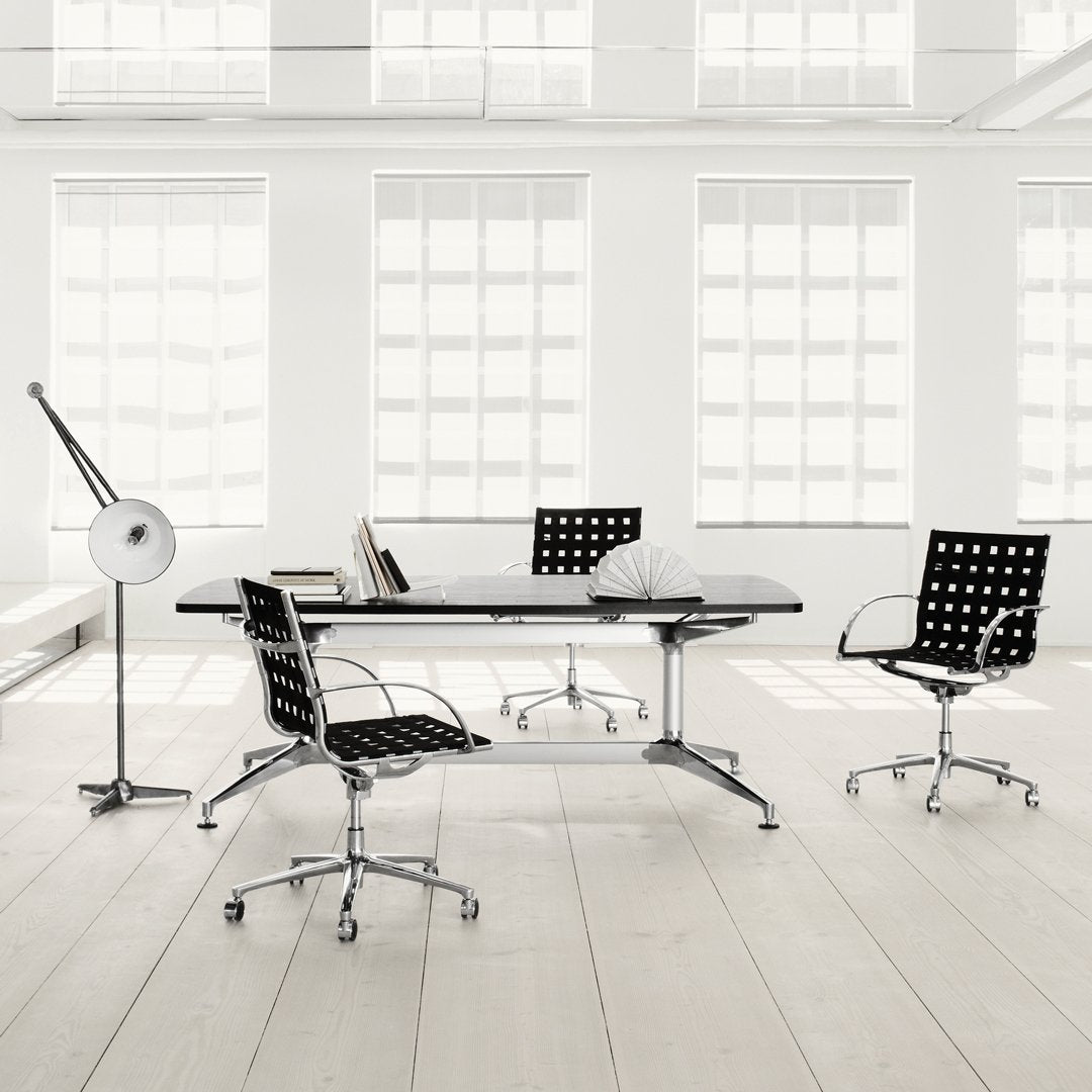 Joint 1211 Armchair