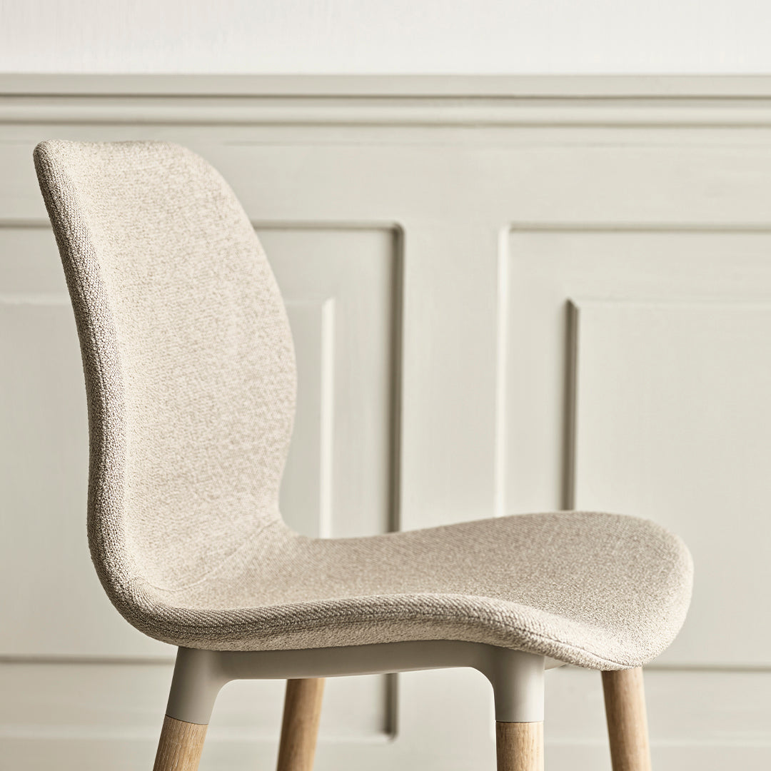 Seed Bar Chair - Upholstered - Oiled Oak Base, White Pigmented